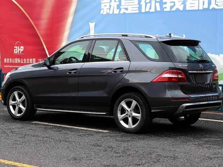 Mercedes-Benz M-Class