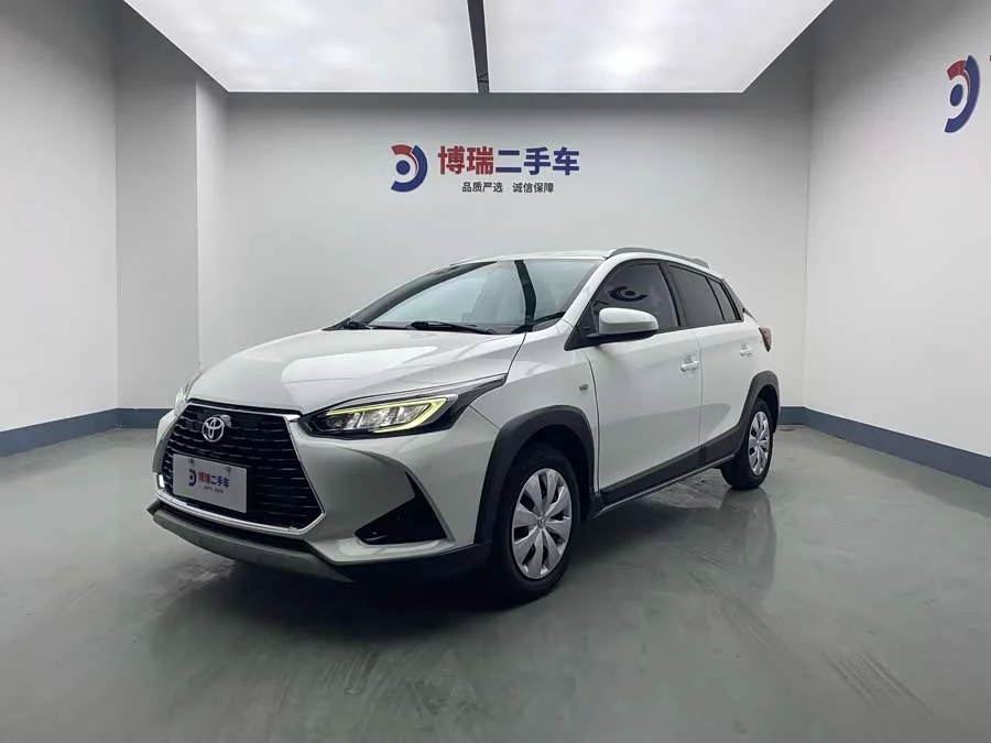 Toyota YARiS L