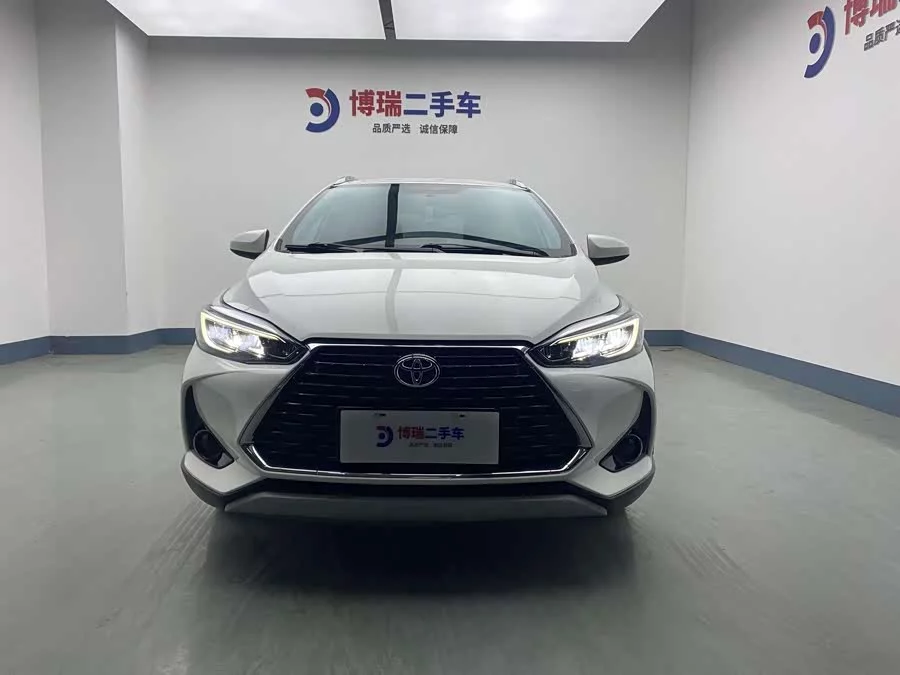 Toyota YARiS L