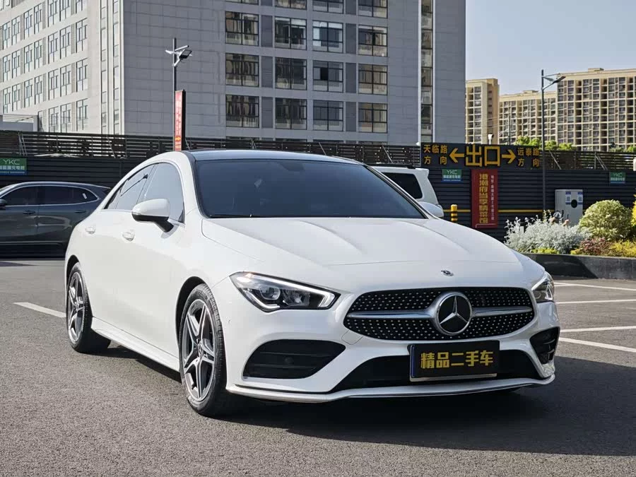 Mercedes-Benz CLA