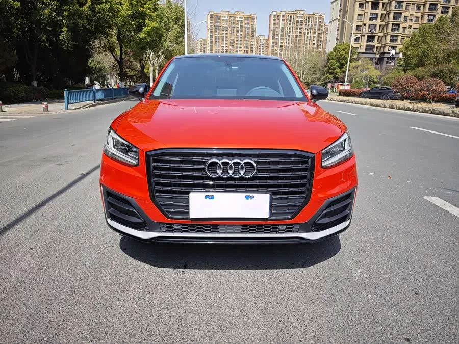 Audi Q2L