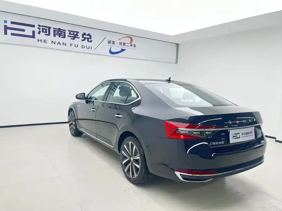 Skoda SuperB