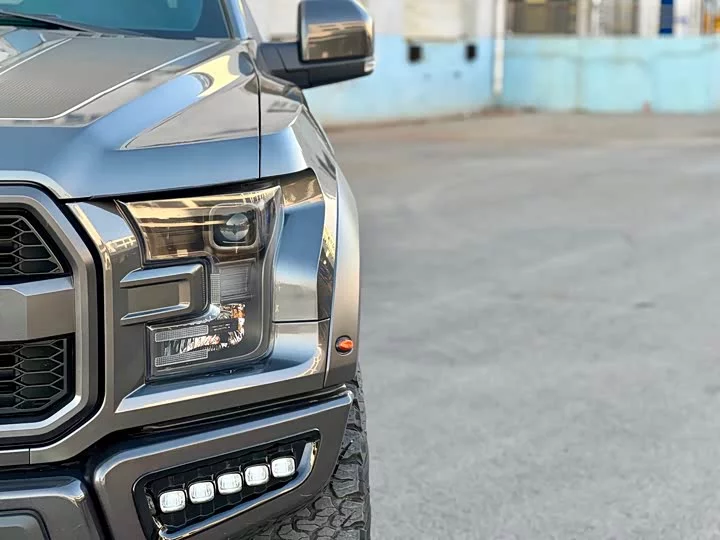 Ford F-150 Raptor