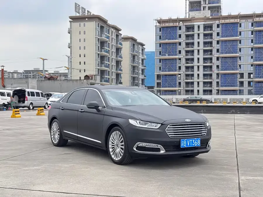 Ford Taurus
