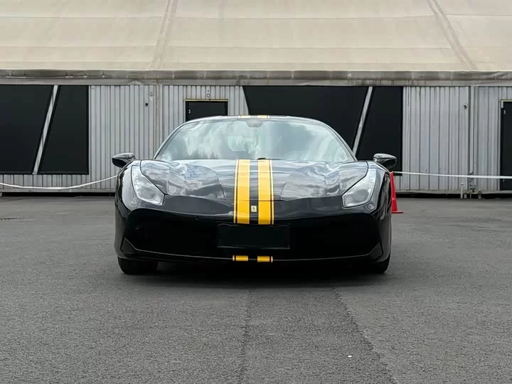 ferrari 488