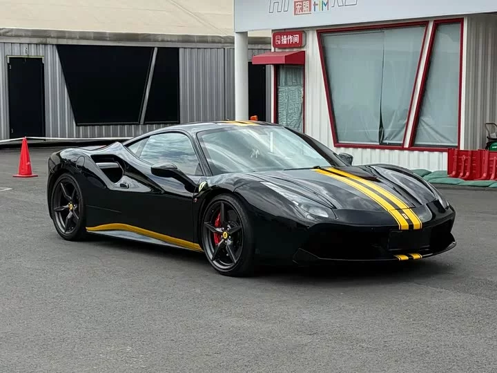 ferrari 488