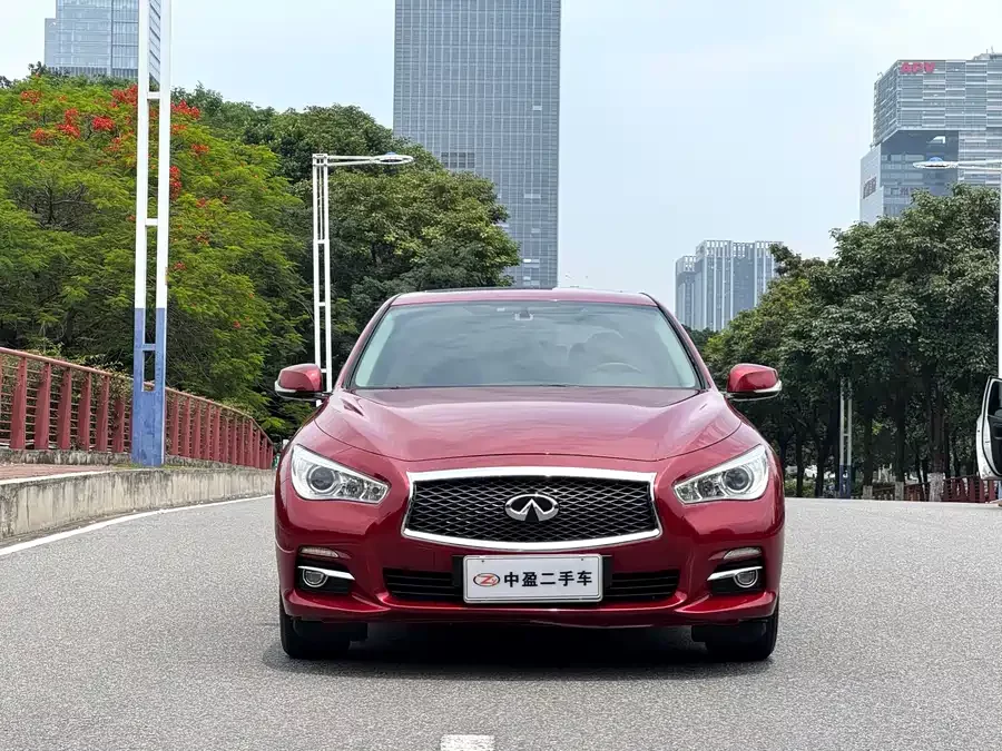 Infiniti Q50