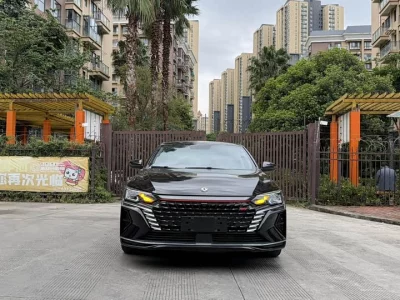Dongfeng Yixuan MAX