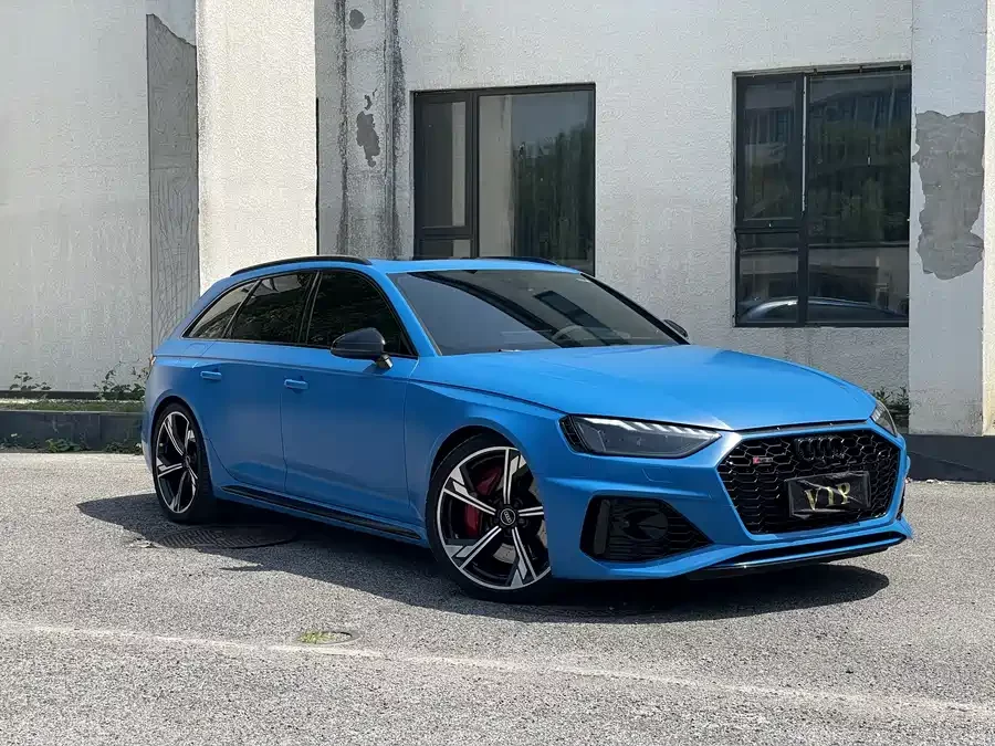 Audi RS 4