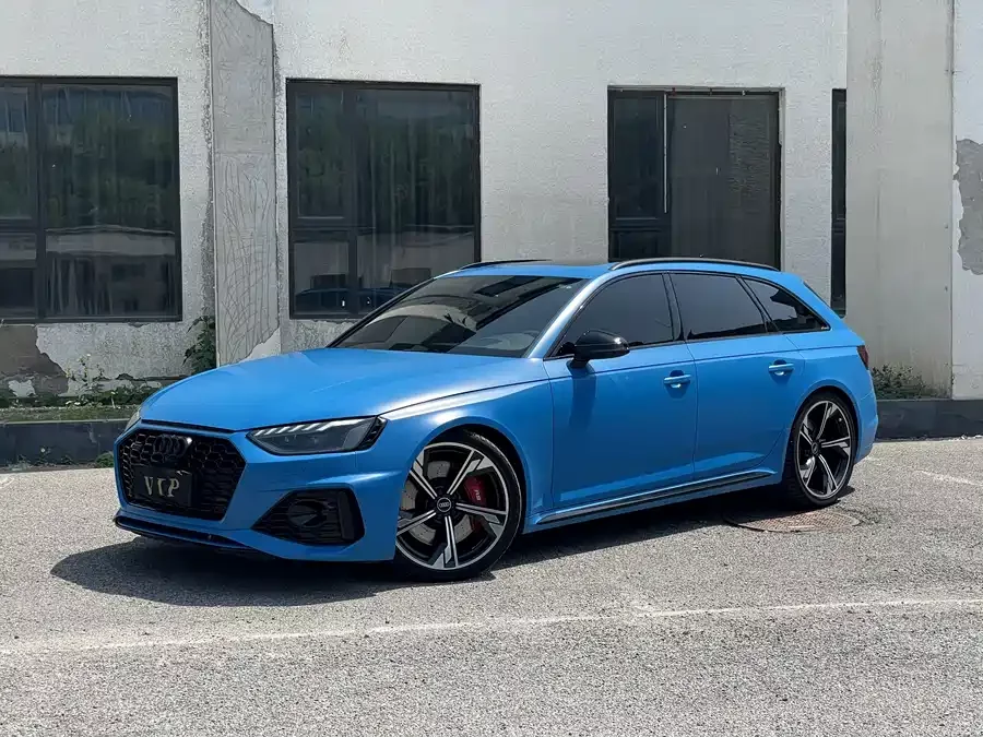Audi RS 4