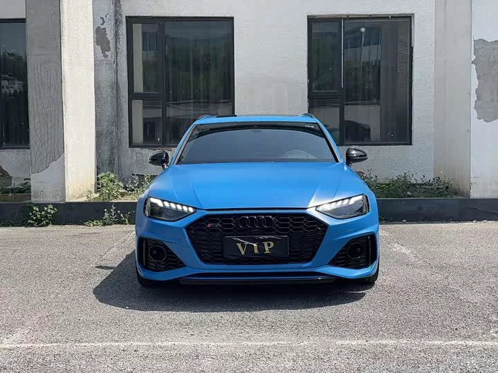 Audi RS 4