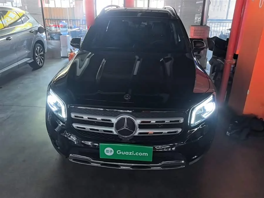 Mercedes Benz GLB