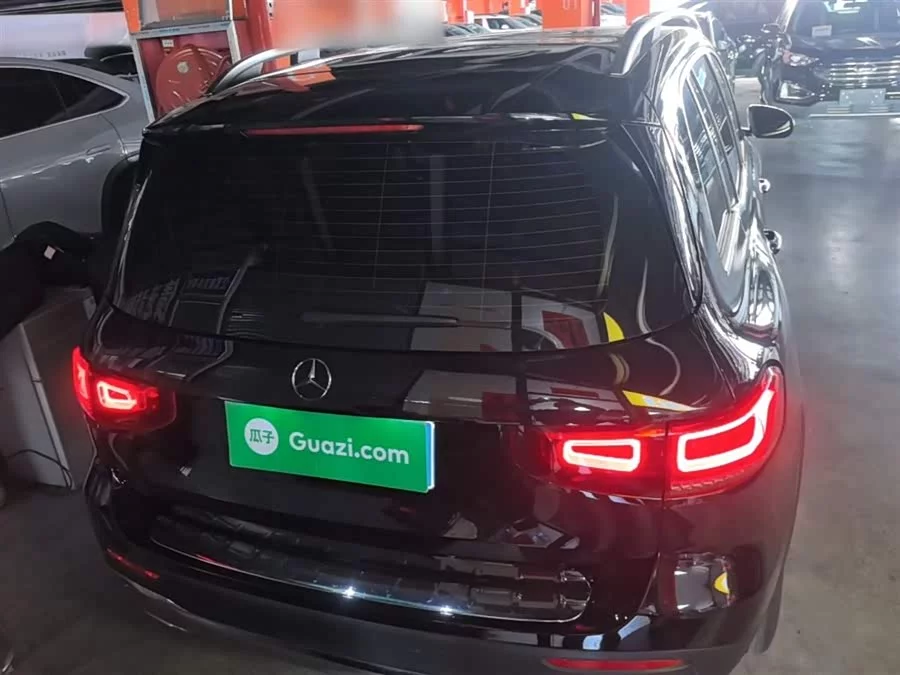 Mercedes Benz GLB
