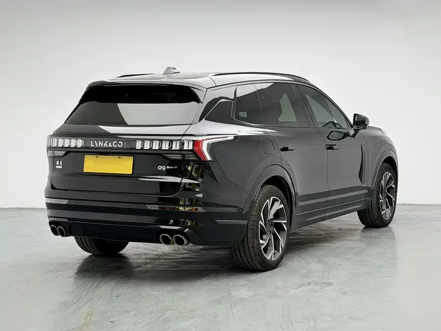Lynk & Co 09 EM-P