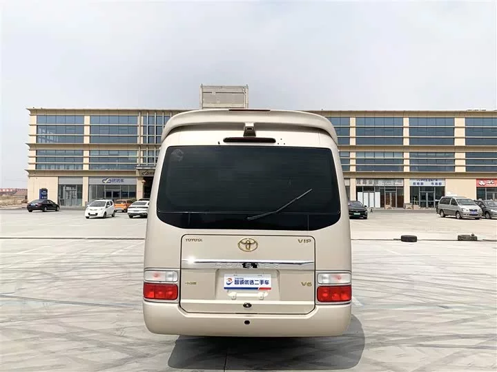 Toyota Costa