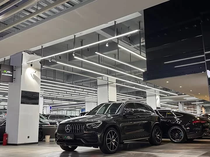 Mercedes-Benz GLC AMG