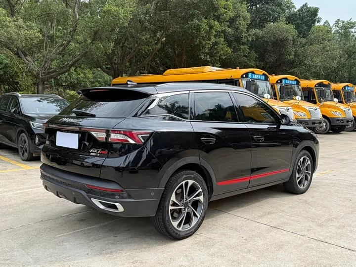 Dongfeng AX7