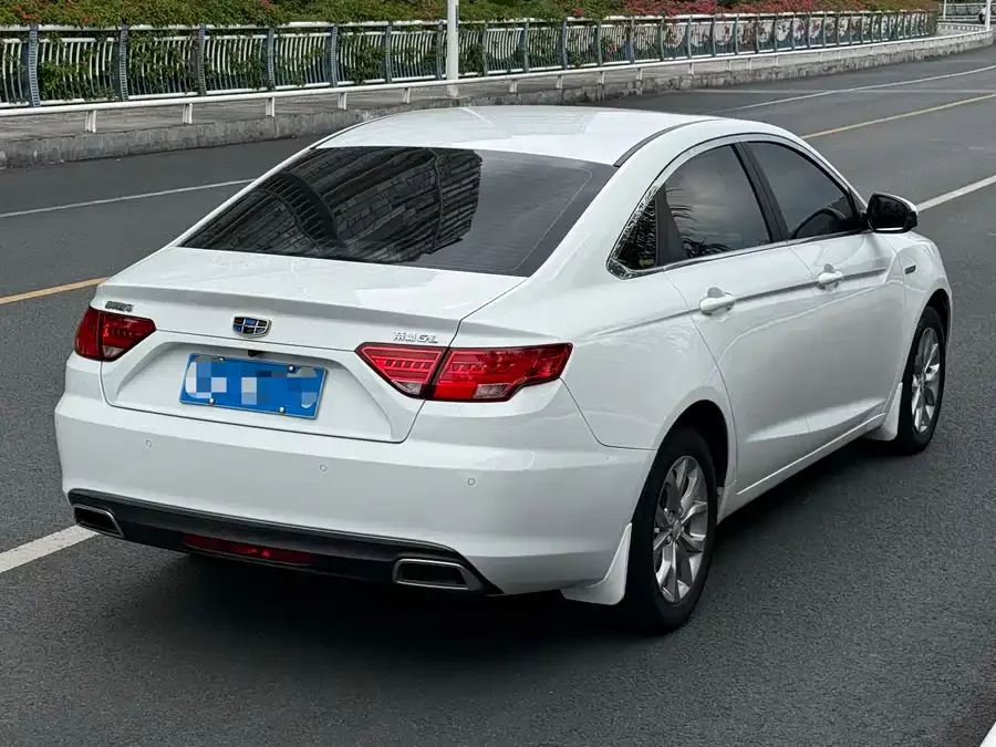 Geely Emgrand GL