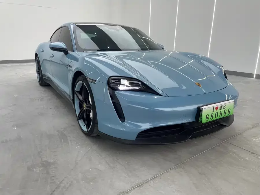 Porsche Taycan
