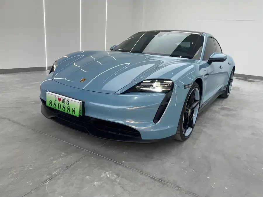 Porsche Taycan