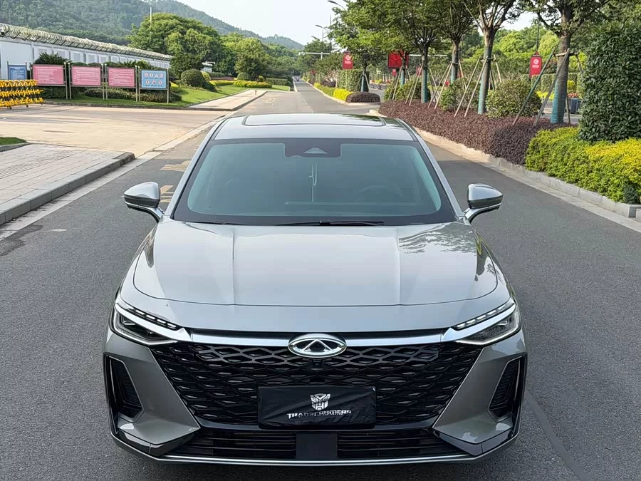Chery Arrizo 8