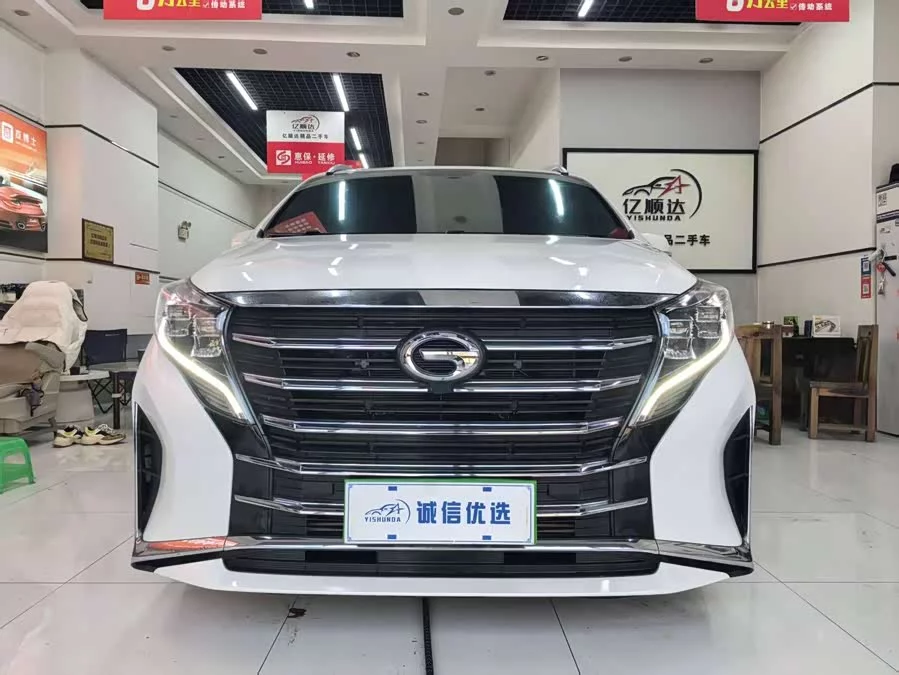 GAC Trumpchi M8