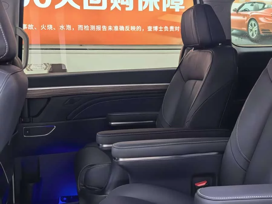 GAC Trumpchi M8
