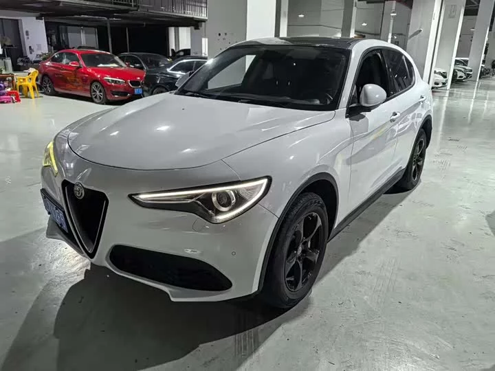 alfa romeo Stelvio