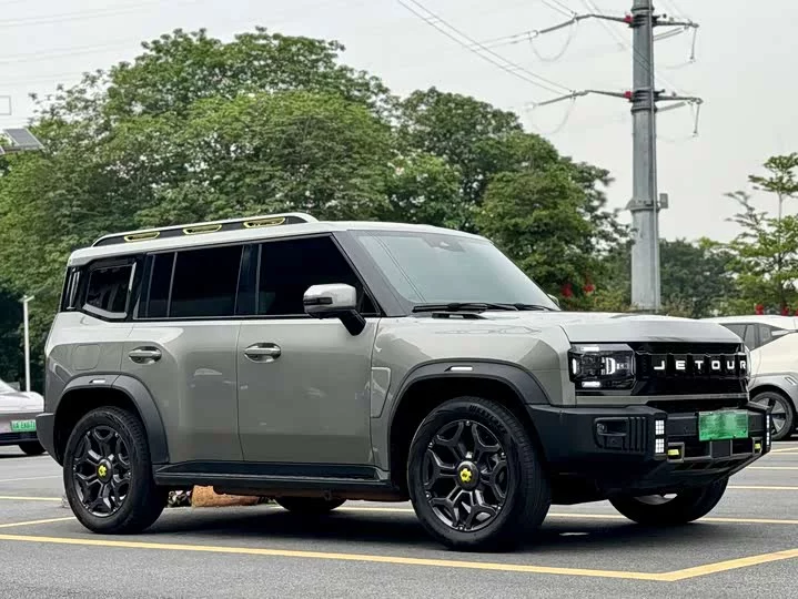 Jietu Shanhai Jetour Traveler C-DM