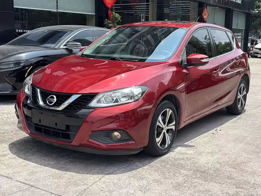 Nissan Tiida