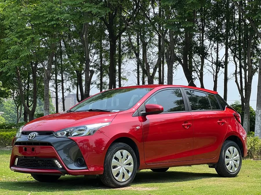 Toyota YARiS L