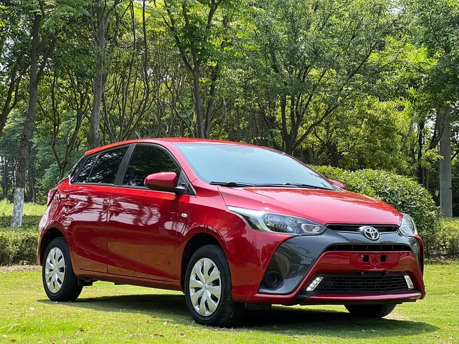 Toyota YARiS L