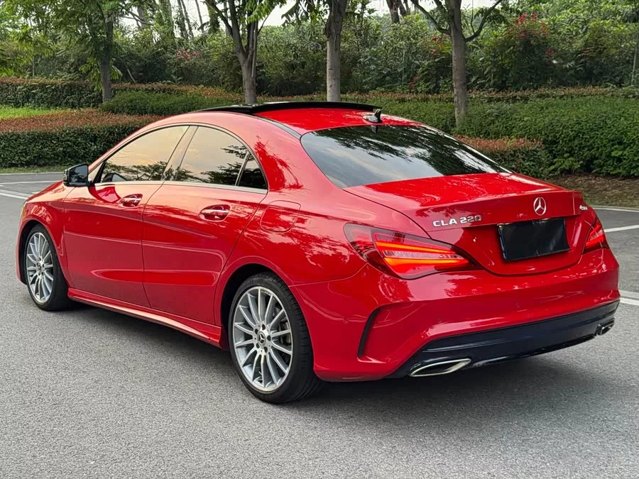 Mercedes-Benz CLA