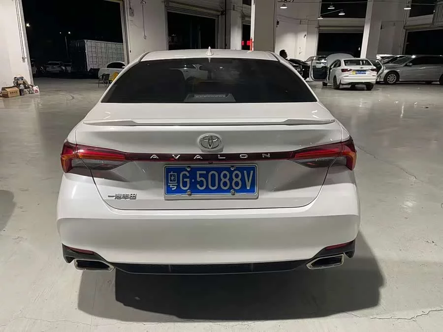 Toyota Avalon