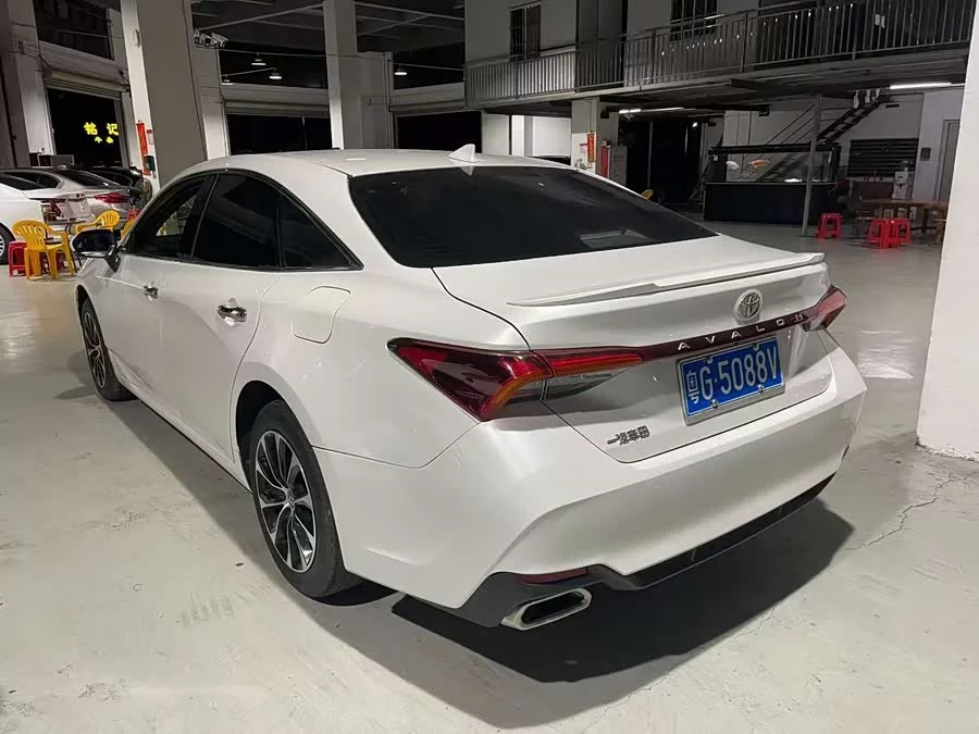 Toyota Avalon