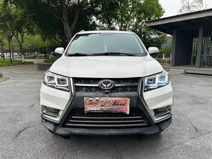 BAIC S3