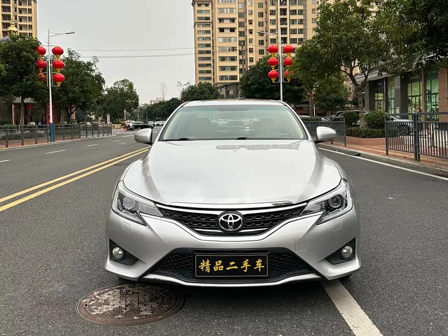 Toyota Reiz