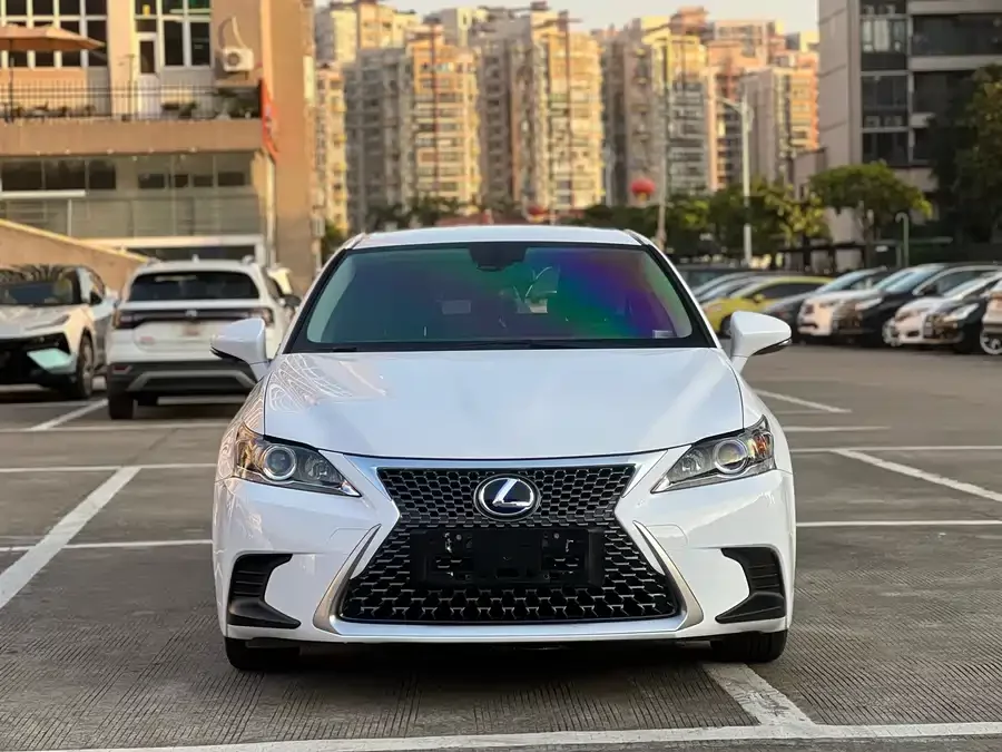 Lexus CT
