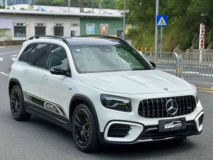 Mercedes-Benz GLB AMG