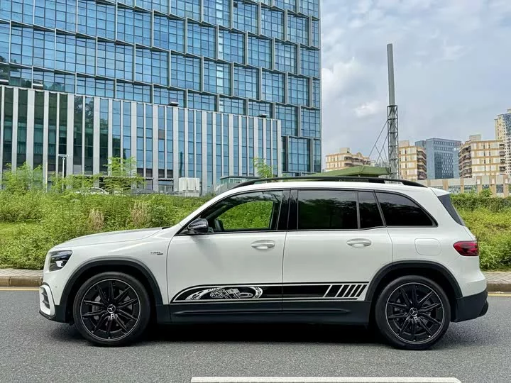 Mercedes-Benz GLB AMG