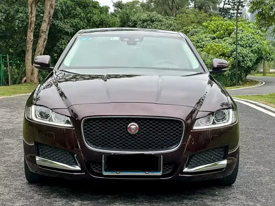 Jaguar XFL