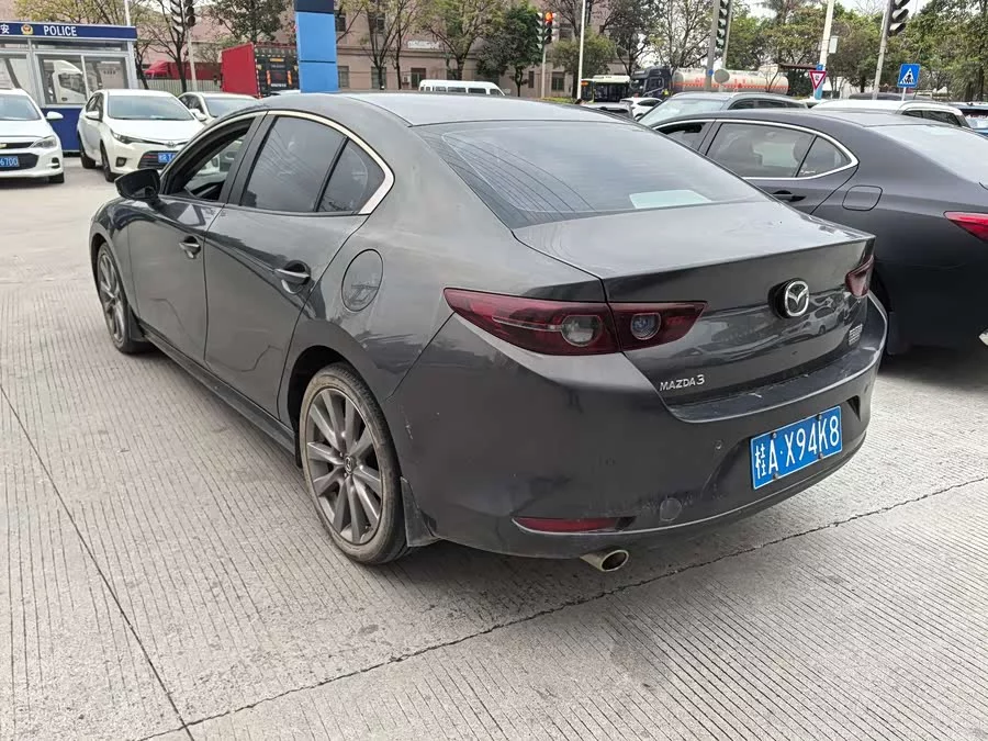 Mazda 3