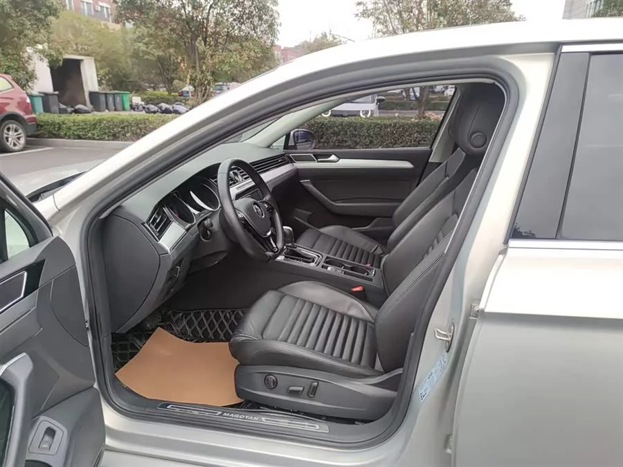 Volkswagen Magotan