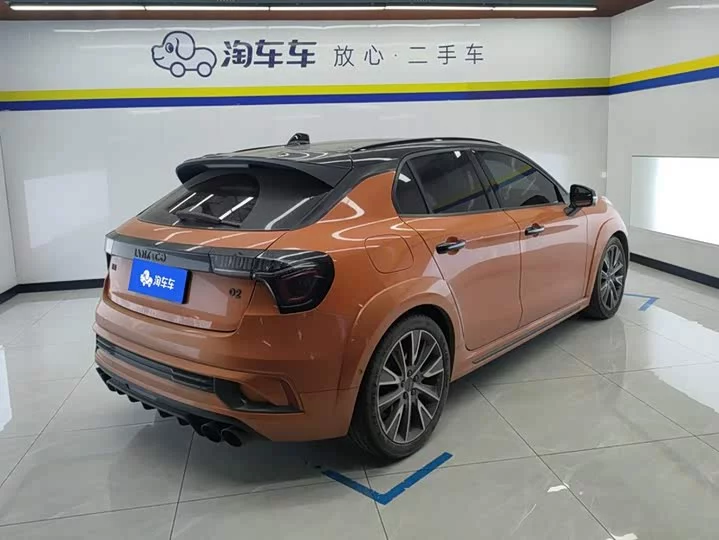 Lynk & Co 02 Hatchback