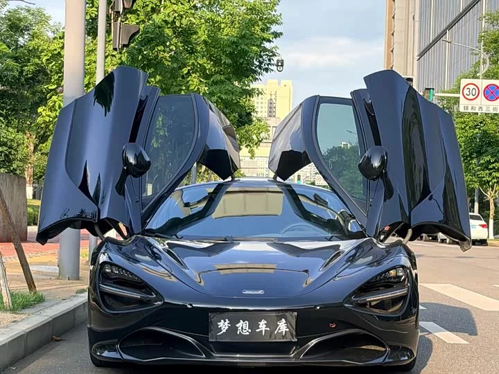 McLaren 720S