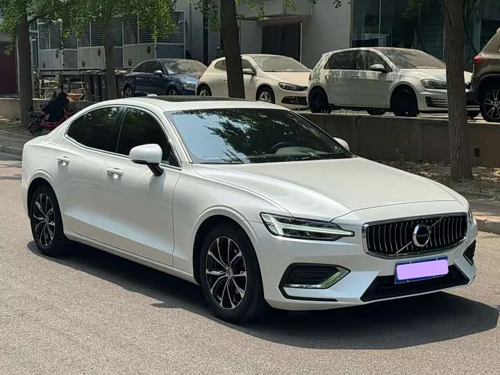 Volvo S60