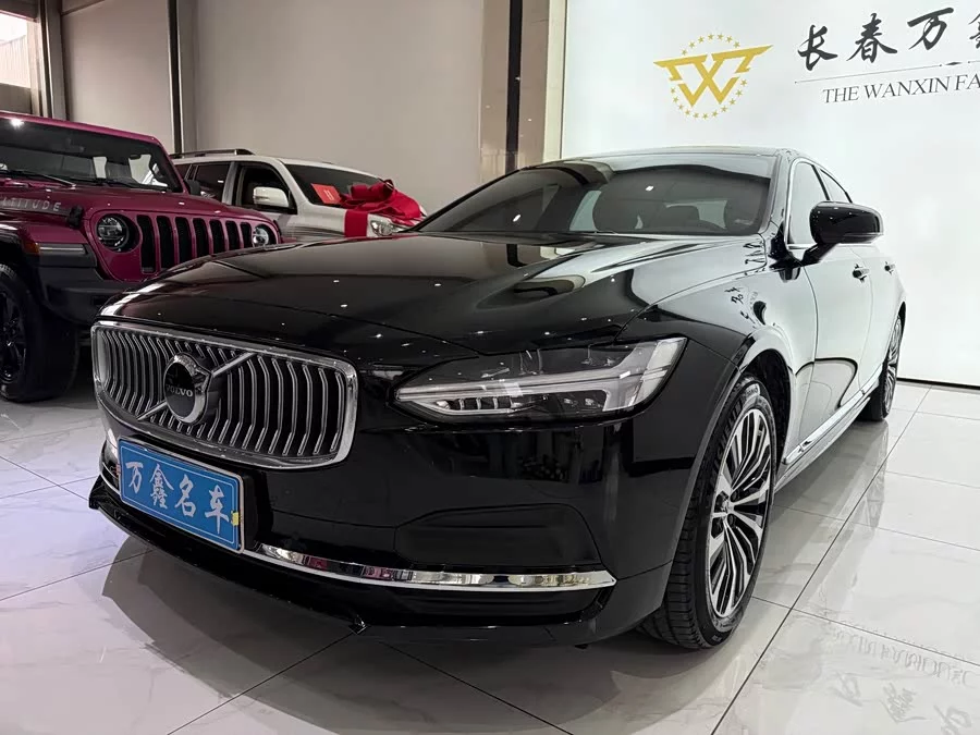 Volvo S90