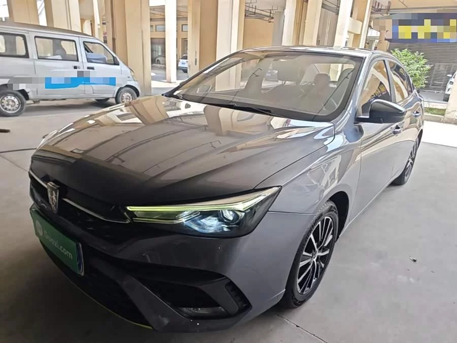 Roewe i5