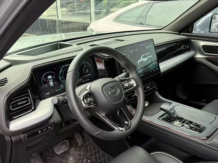 GAC Trumpchi GS8