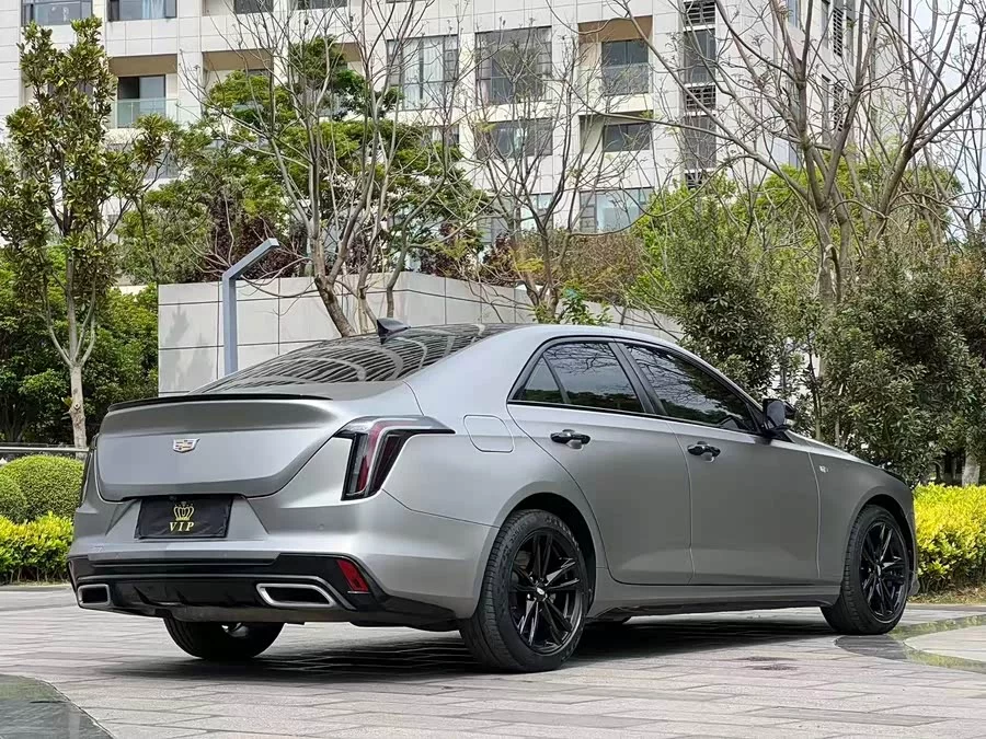 Cadillac CT4